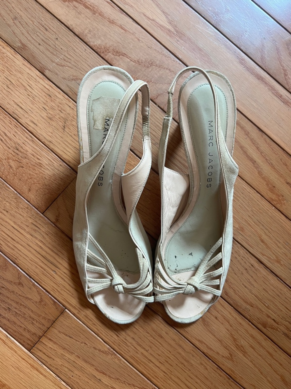 Marc Jacobs Cream Knot Front Slingback Heels